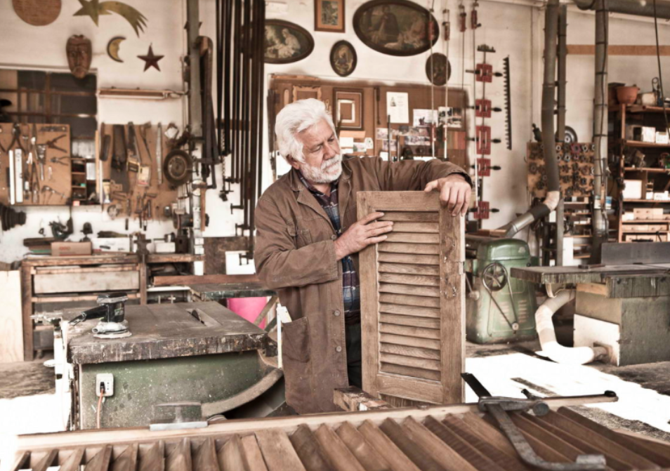 Savoir faire dévernissage du bois